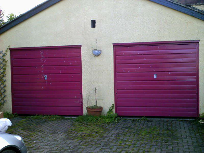 Red Insulated Roller Door (Before)