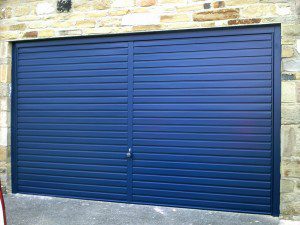 Steel Blue Garador Rectracable Garage Door (After)